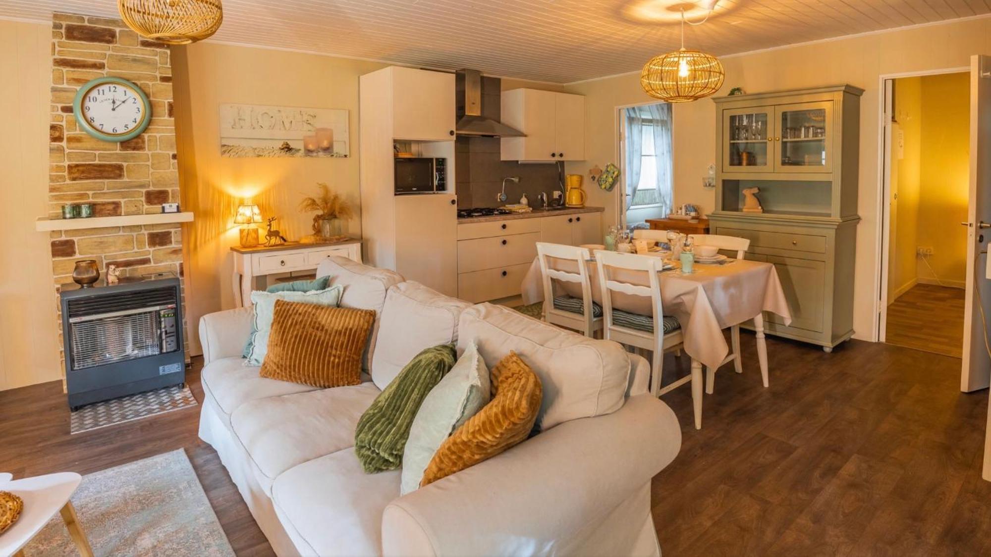 Chalet Relax Zutendaal Εξωτερικό φωτογραφία